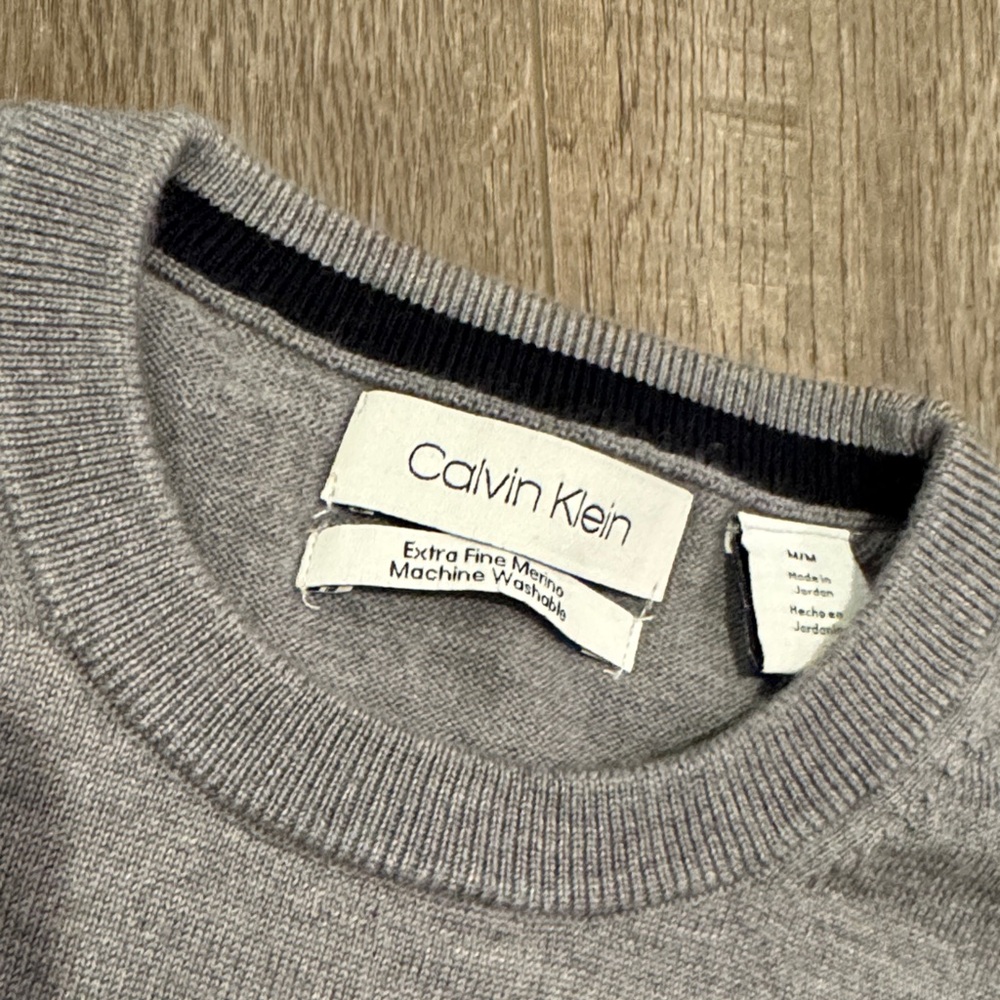 Calvin Klein Heather Gray Crewneck Sweater - Picture 4 of 6
